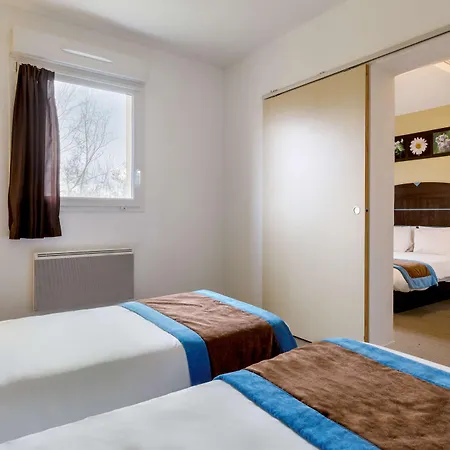 Hotel Sure By Western 3*
