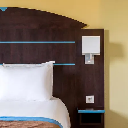 Hotel Sure By Western Saint-Amand-les-Eaux