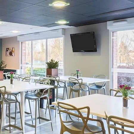 Hotel Sure By Western 3*