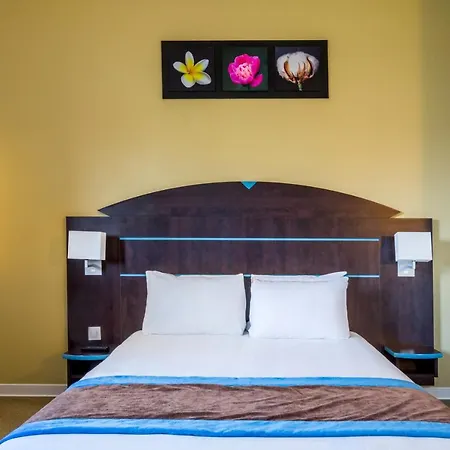 Sure By Western Hotel 3*