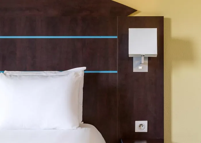 Hotel Sure By Western Saint-Amand-les-Eaux