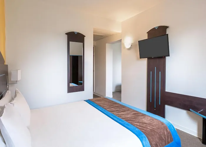 Sure By Western Hotel Saint-Amand-les-Eaux