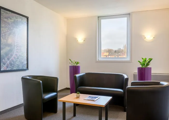 Sure By Western Hotel 3*